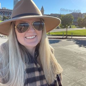Meet your Posher, Kristin